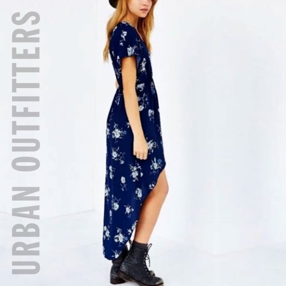 ECOTE High-Low Floral Dress - Picture 2 of 8